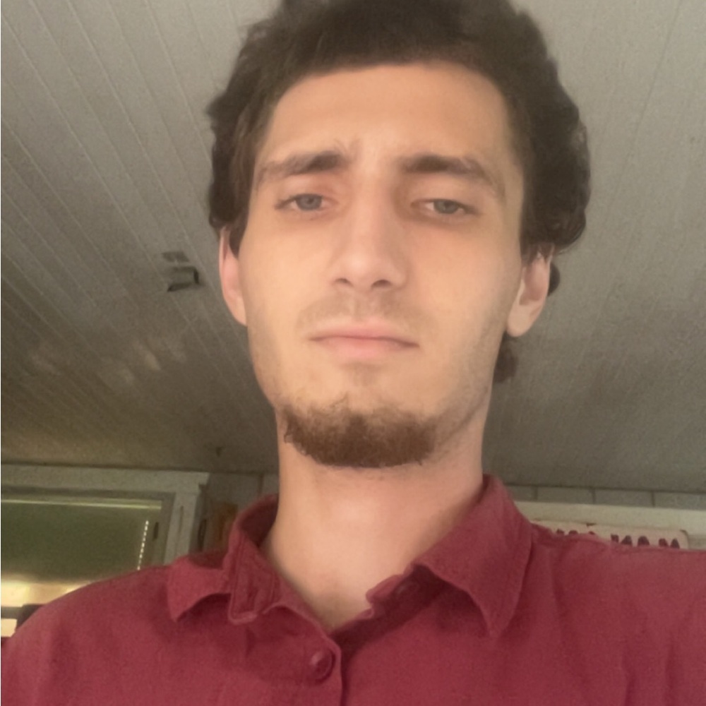Meet your Posher, Troy